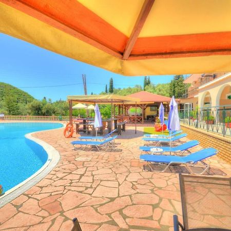 Mermaid Pool Studios And Bar Paleokastritsa Exterior foto