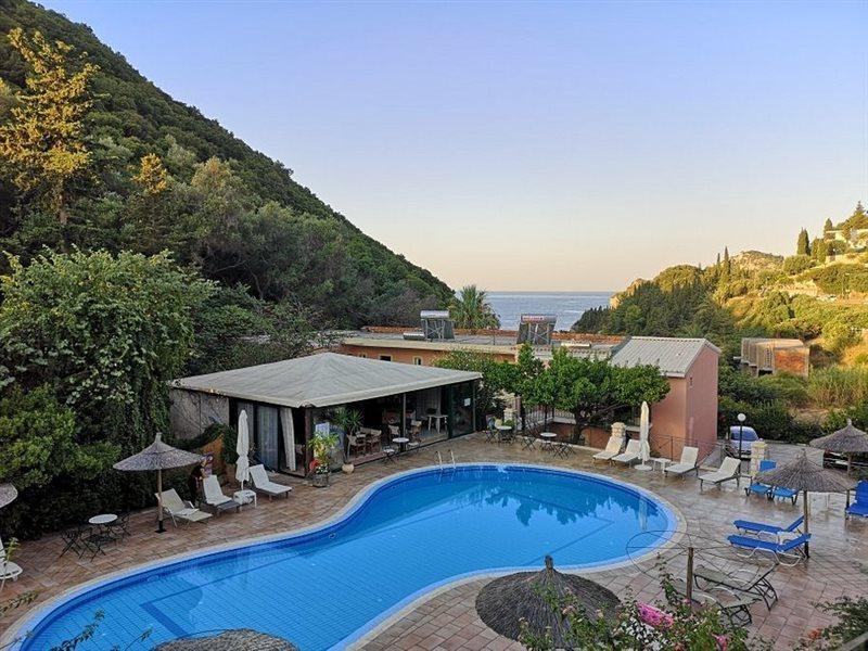 Mermaid Pool Studios And Bar Paleokastritsa Exterior foto