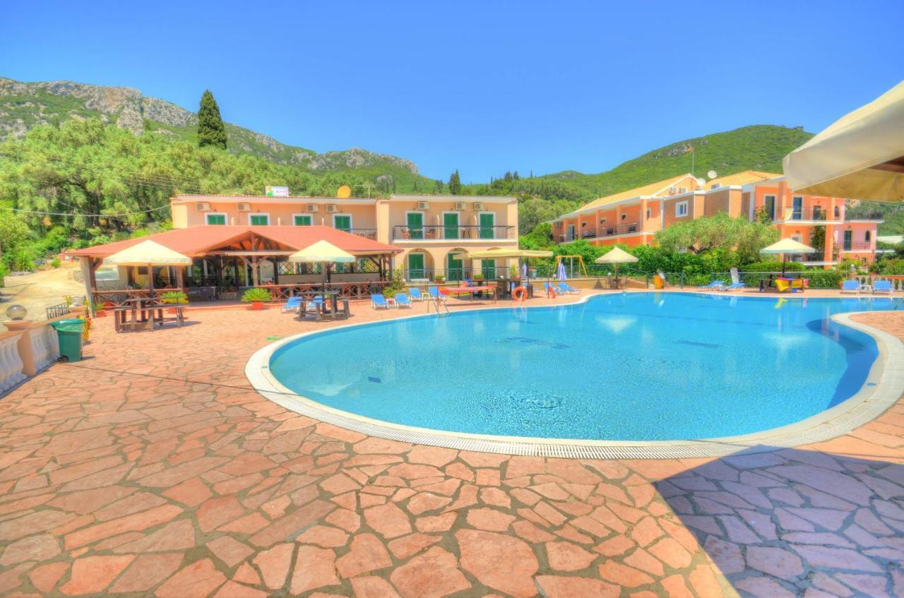 Mermaid Pool Studios And Bar Paleokastritsa Exterior foto